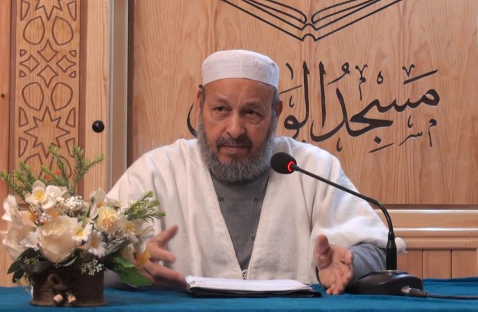 الحجاب عند النساء اليوم وخاصة المجتمع