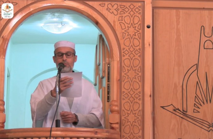 رمضان فرصة للتوبة والتجديد